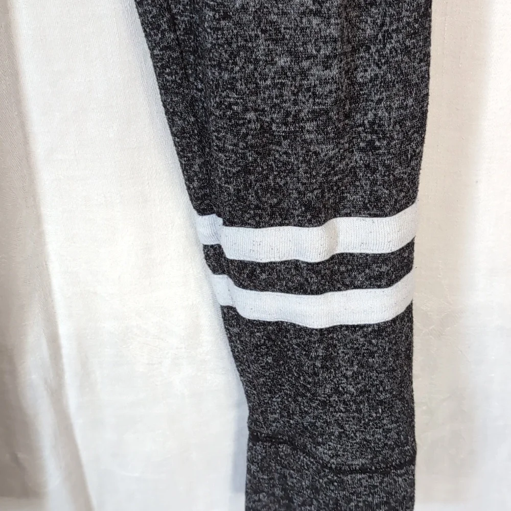 Old Navy Girl's Charcoal Grey Jogger Style Sweatpants Size Large